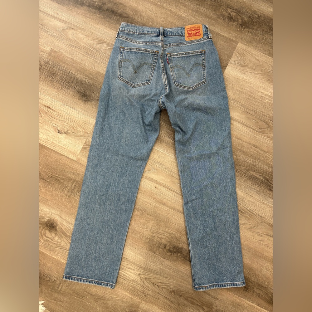 Levi’s 501 Curvy straight 28 W 30 L - Levi’s Straight Leg size 6